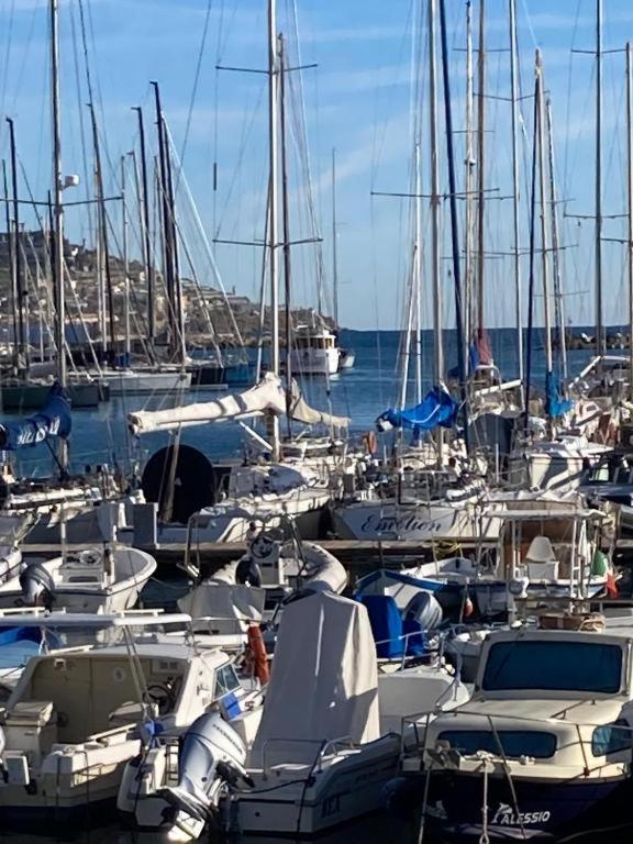 Casa Vacanza Rossella Sanremo Luaran gambar