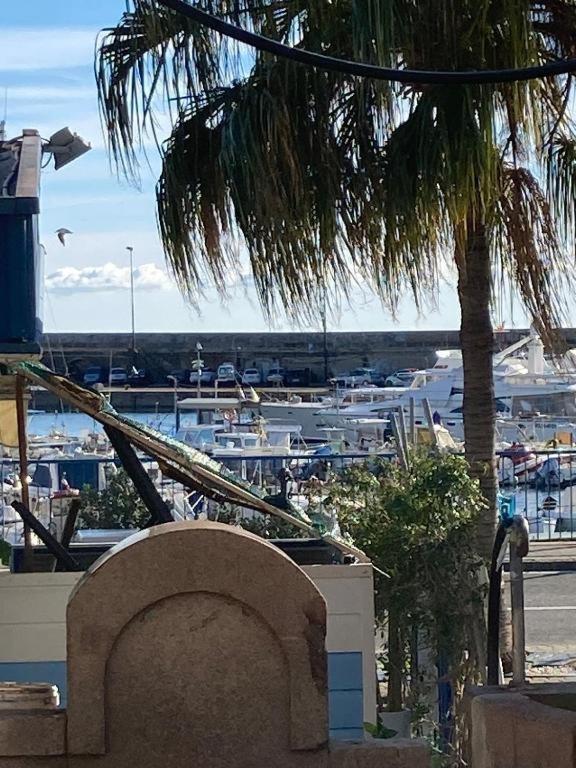 Casa Vacanza Rossella Sanremo Luaran gambar