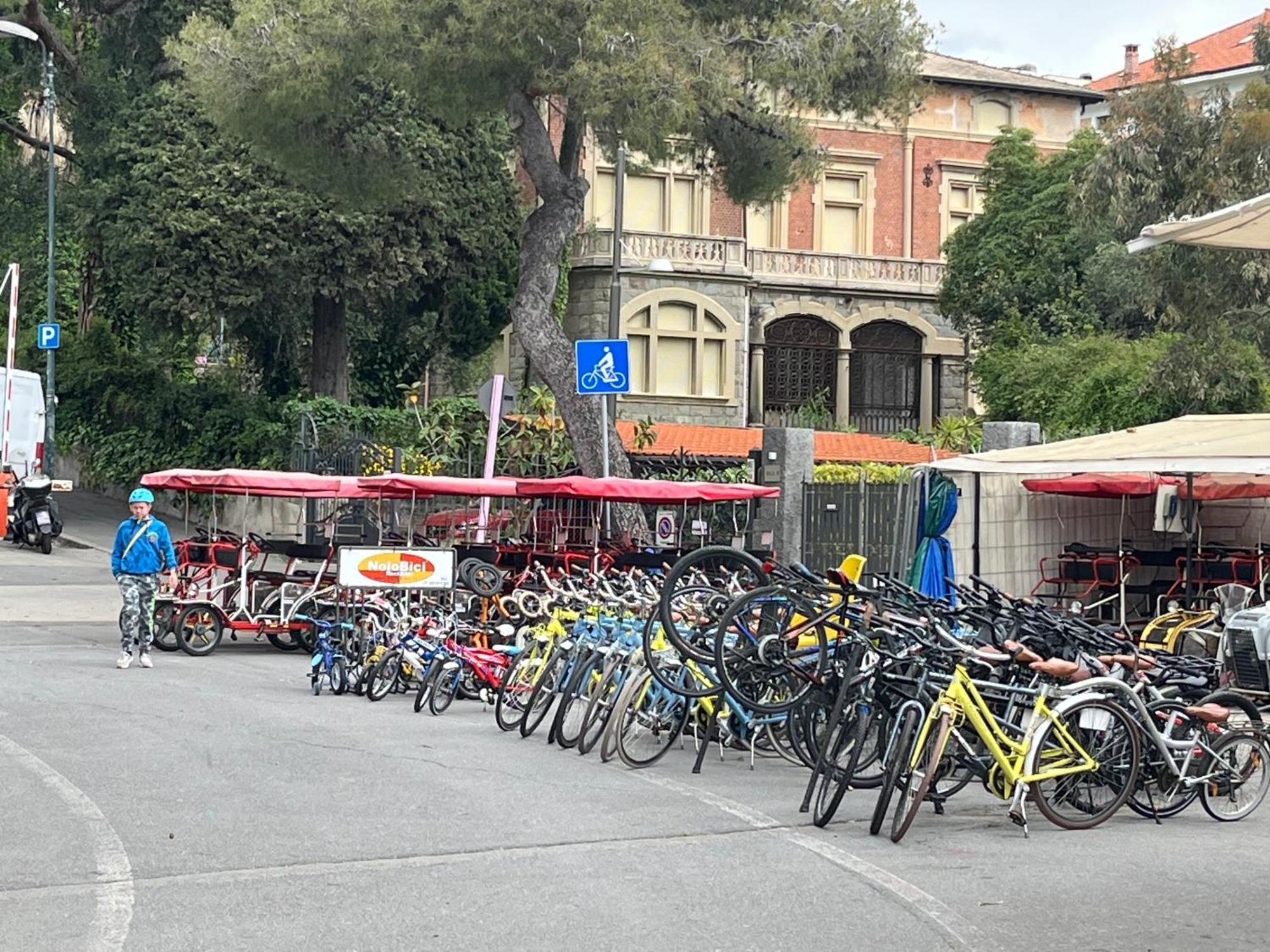 Casa Vacanza Rossella Sanremo Luaran gambar